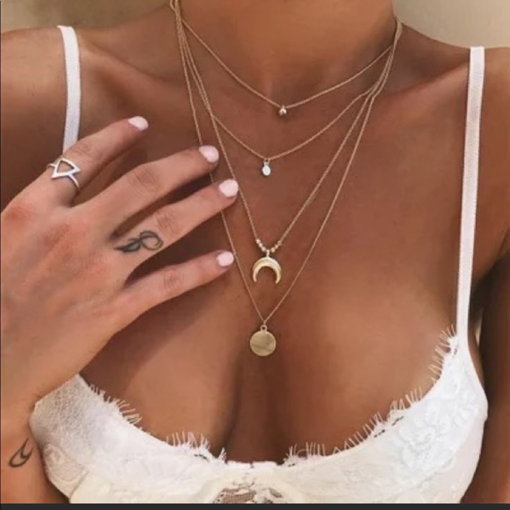Ladies boho gold tone necklace